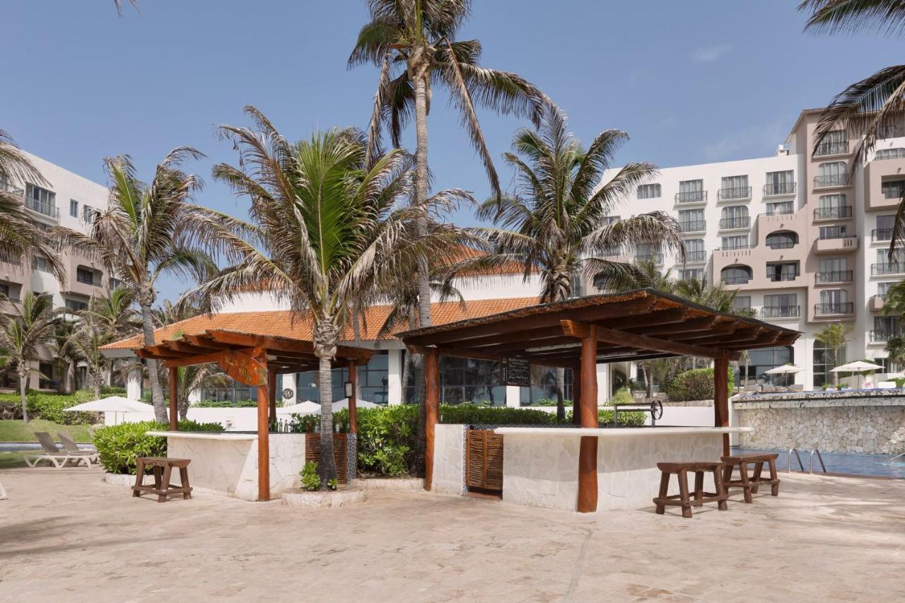 Fiesta Americana Condesa Cancun - Все включено Экстерьер фото The beach at the hotel